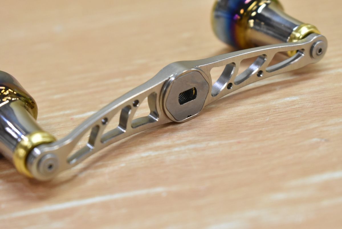 カスタムハンドル