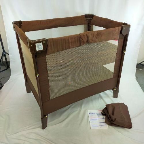 アップリカ ココネル エアープラス 折りたたみベビーベッド ブラウン