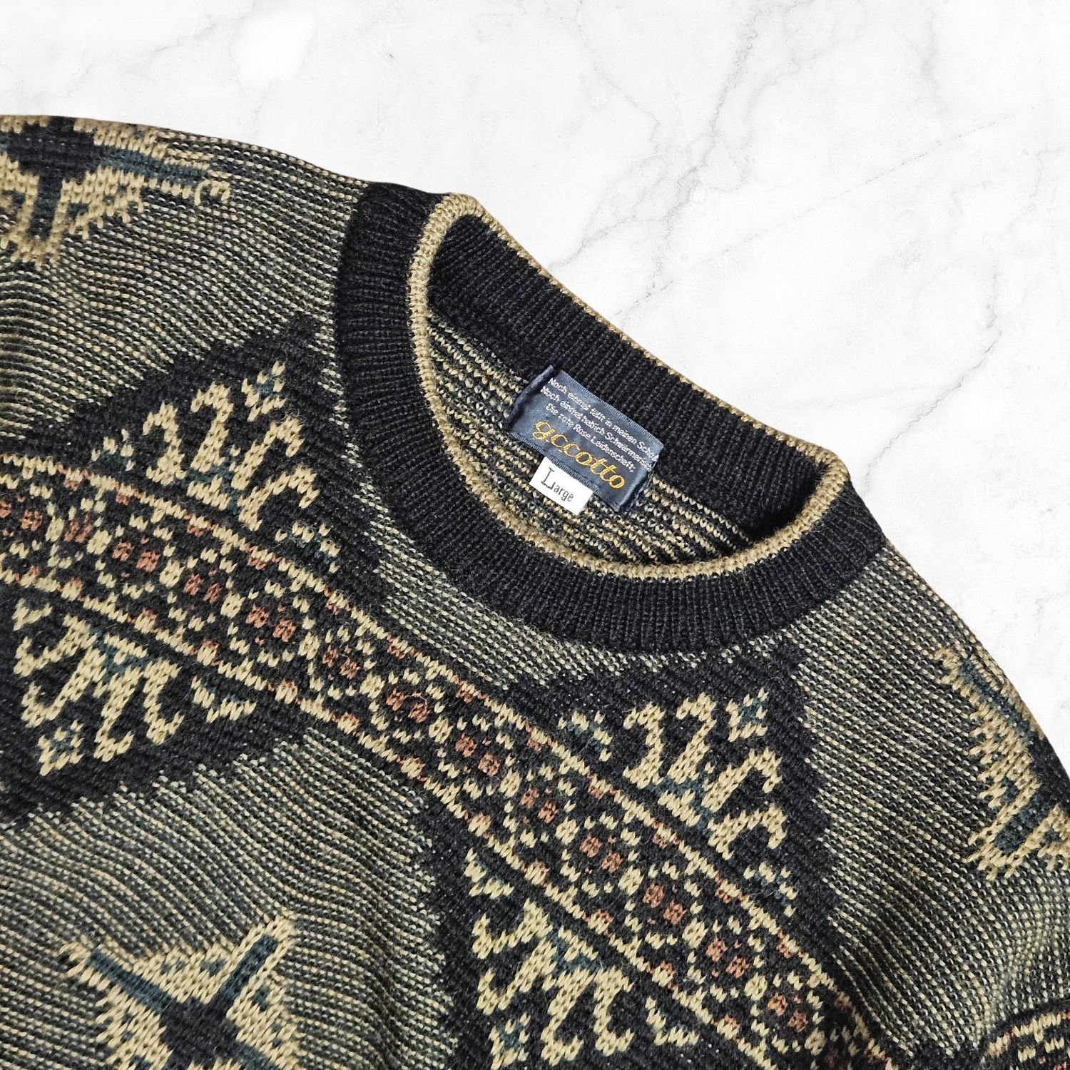 TANGRAM 幾何学模様 ニットセーター Lサイズ TANGRAM 幾何学模様 ニットセーター Lサイズ 幾何学模様 ニット