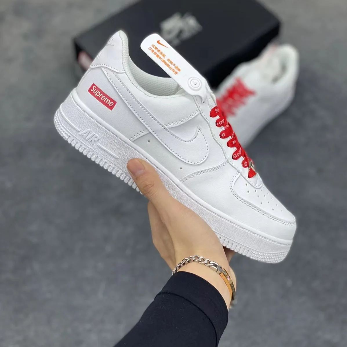 新品 NIKE ナイキ スニーカー エアフォース Air Force 1 Low ...