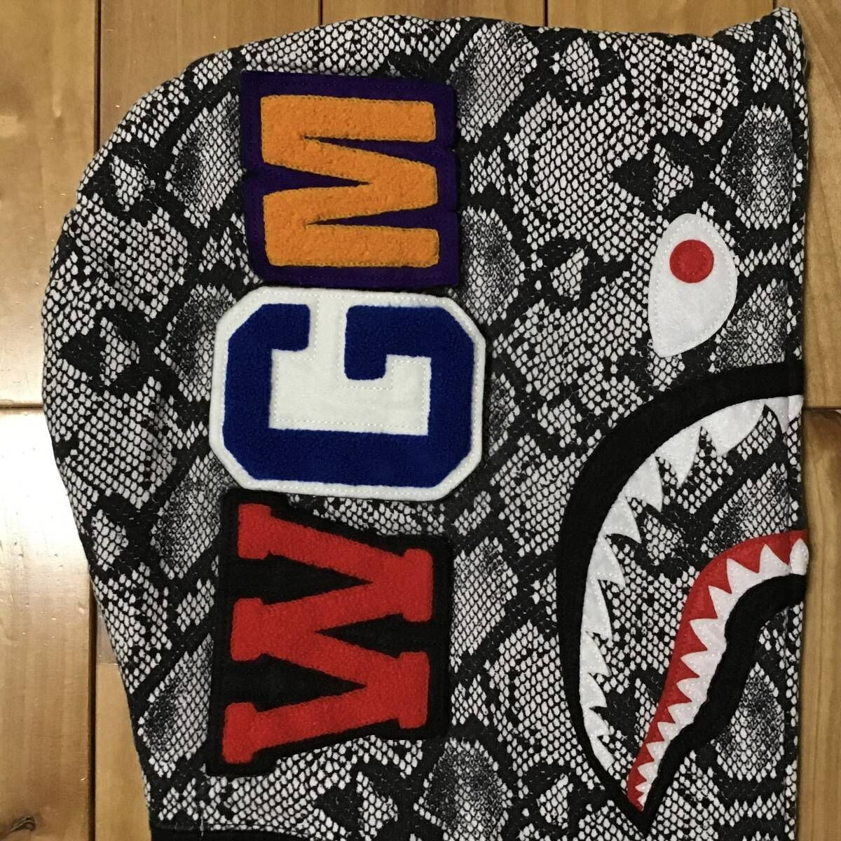 A BATHING APE スネーク シャークパーカー M