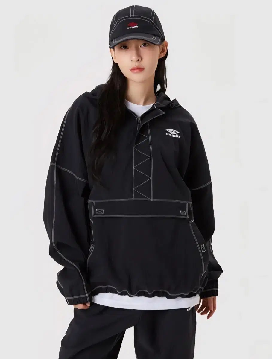 アンブロ クリスピー タスラン アノラック ブラック