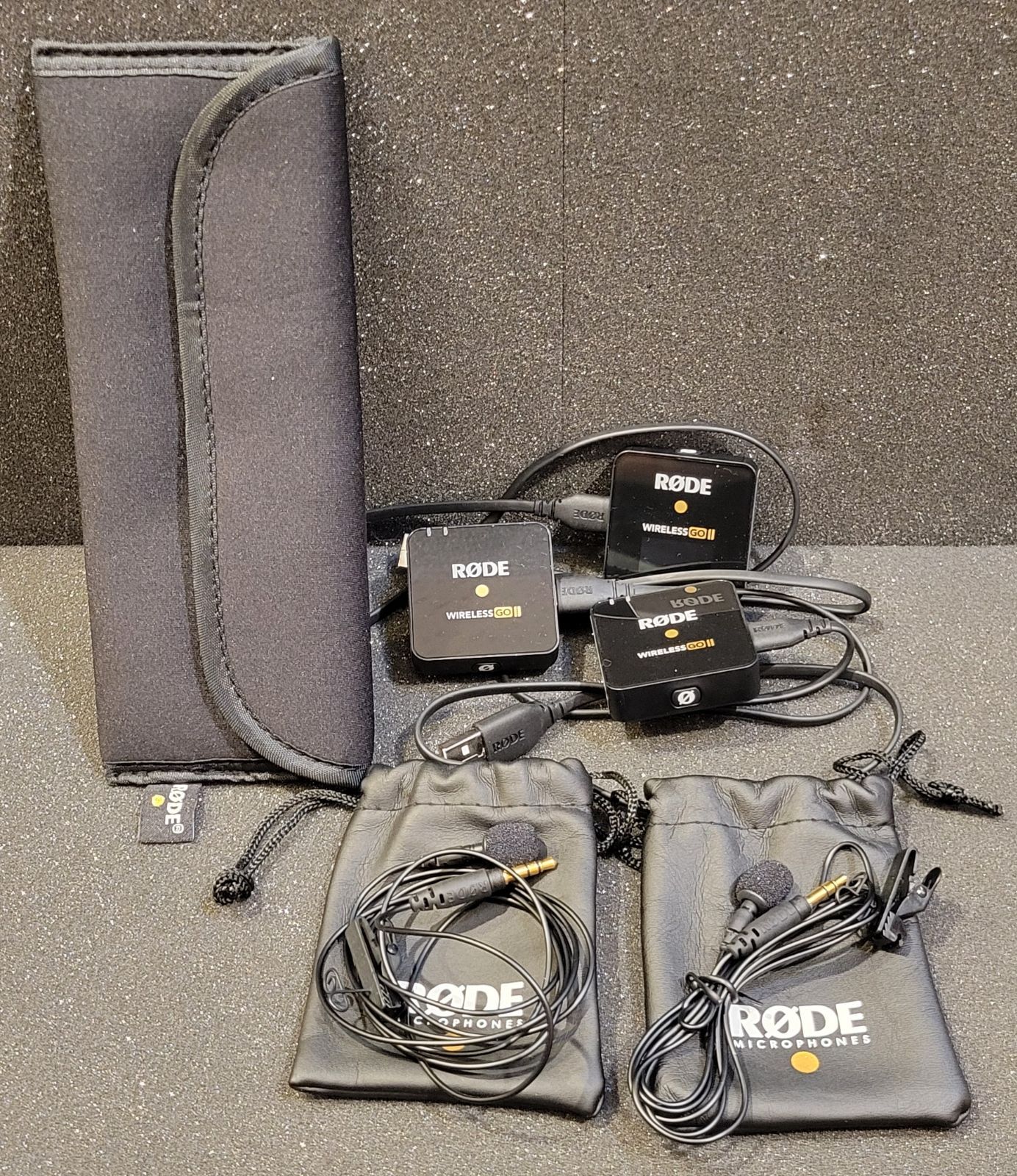 TOA WT-1101-C11C13+WM-1100 受信機 送信機 おまけ有 ワイヤレスガイド