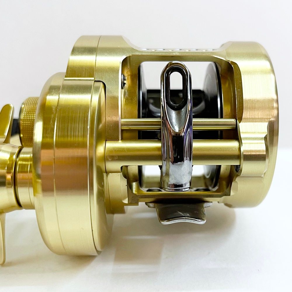 (中古)最終値下げ シマノ SHIMANO カルカッタ300 カスタムパーツ付き 中古)シマノ SHIMANO カルカッタ 300 ※カスタムパーツ付き リール