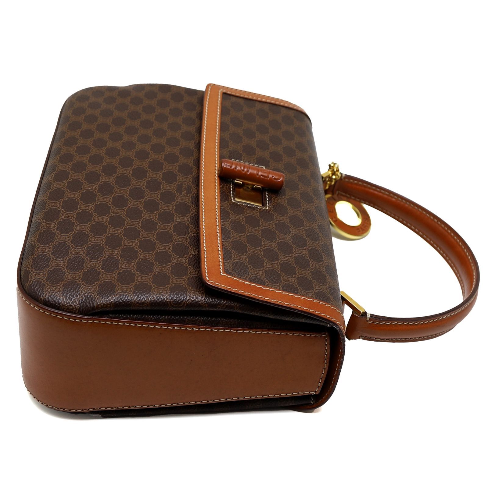 値下げ[ セリーヌ ]マカダム柄ターンロックショルダーバッグ ヴィンテージ CELINE セリーヌ マカダム柄 カデナモチーフ ターンロック