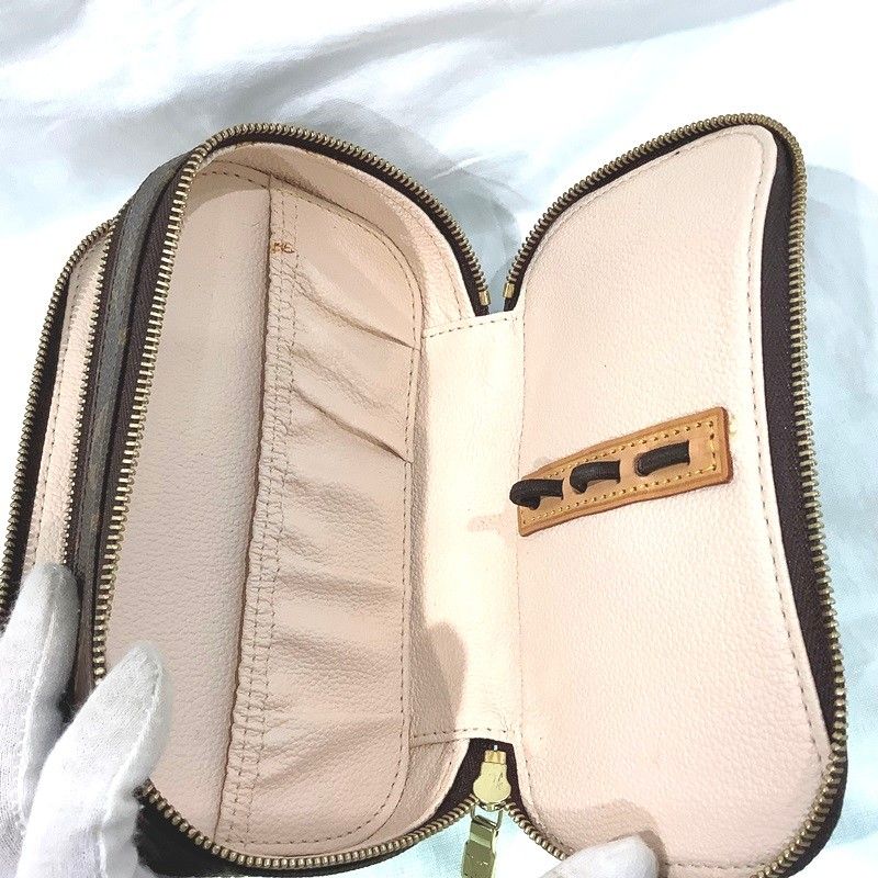 ルイヴィトン（LOUIS VUITTON）モノグラム トゥルースブラッシュPM