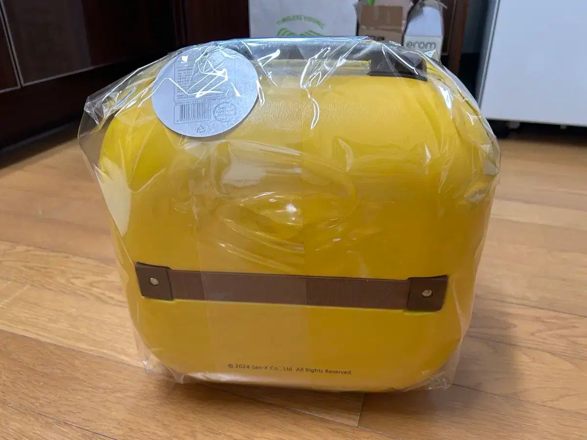スーツケース