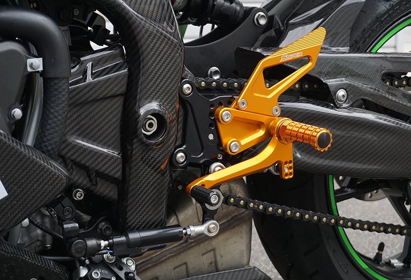 NINJA ZX-25R ZX-4R SE ストリート用バックステップ対応 逆シフト変換