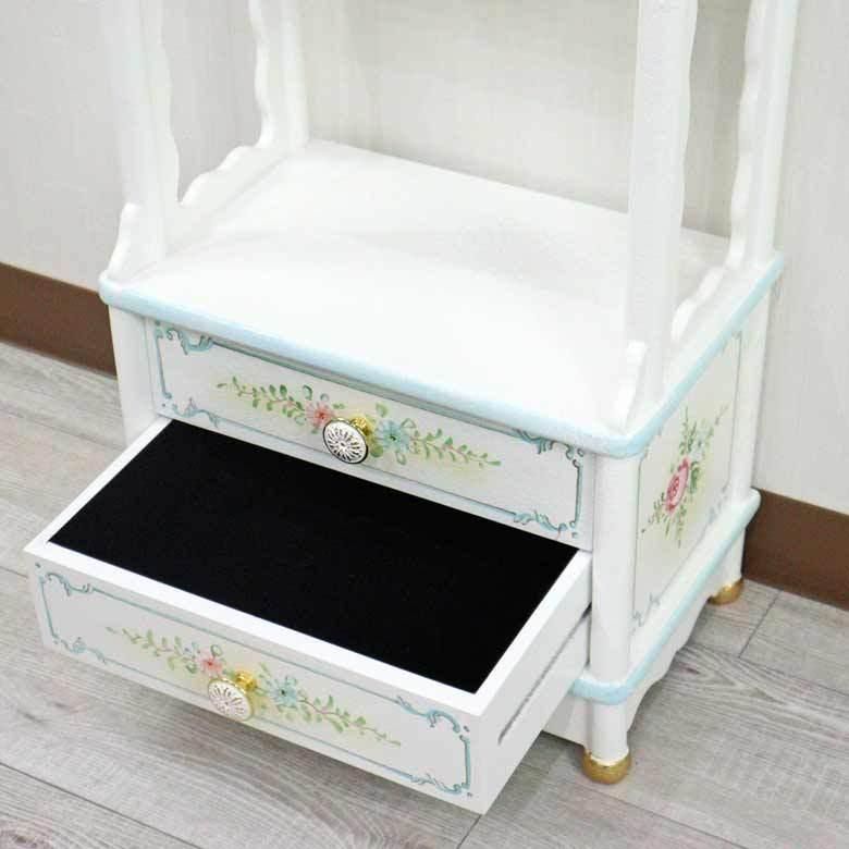 美品　花柄の彫刻が可愛い ホワイト キャビネット コンソール　引き出し　飾り棚 美品 花柄の彫刻が可愛い ホワイト キャビネット コンソール