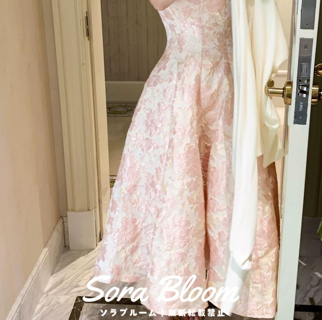 パステルピンク花柄ロングドレス 結婚式 パーティー 優しい色味 新品未使用パステルピンク花柄ロングドレス 結婚式 パーティー