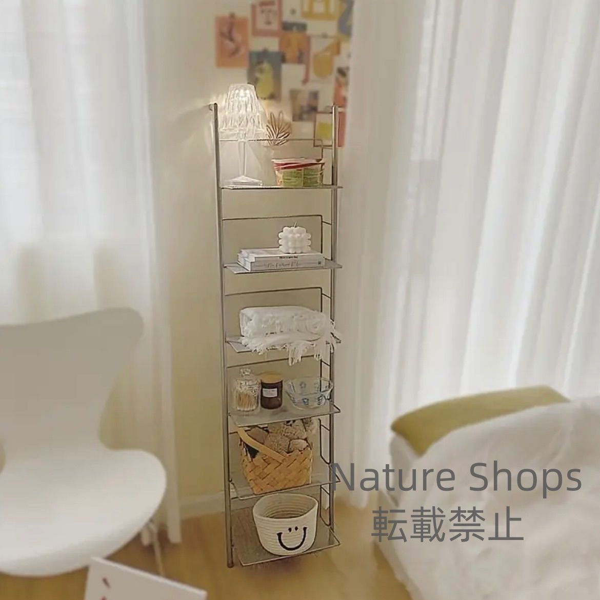 スチールフレーム構造 リビングルーム