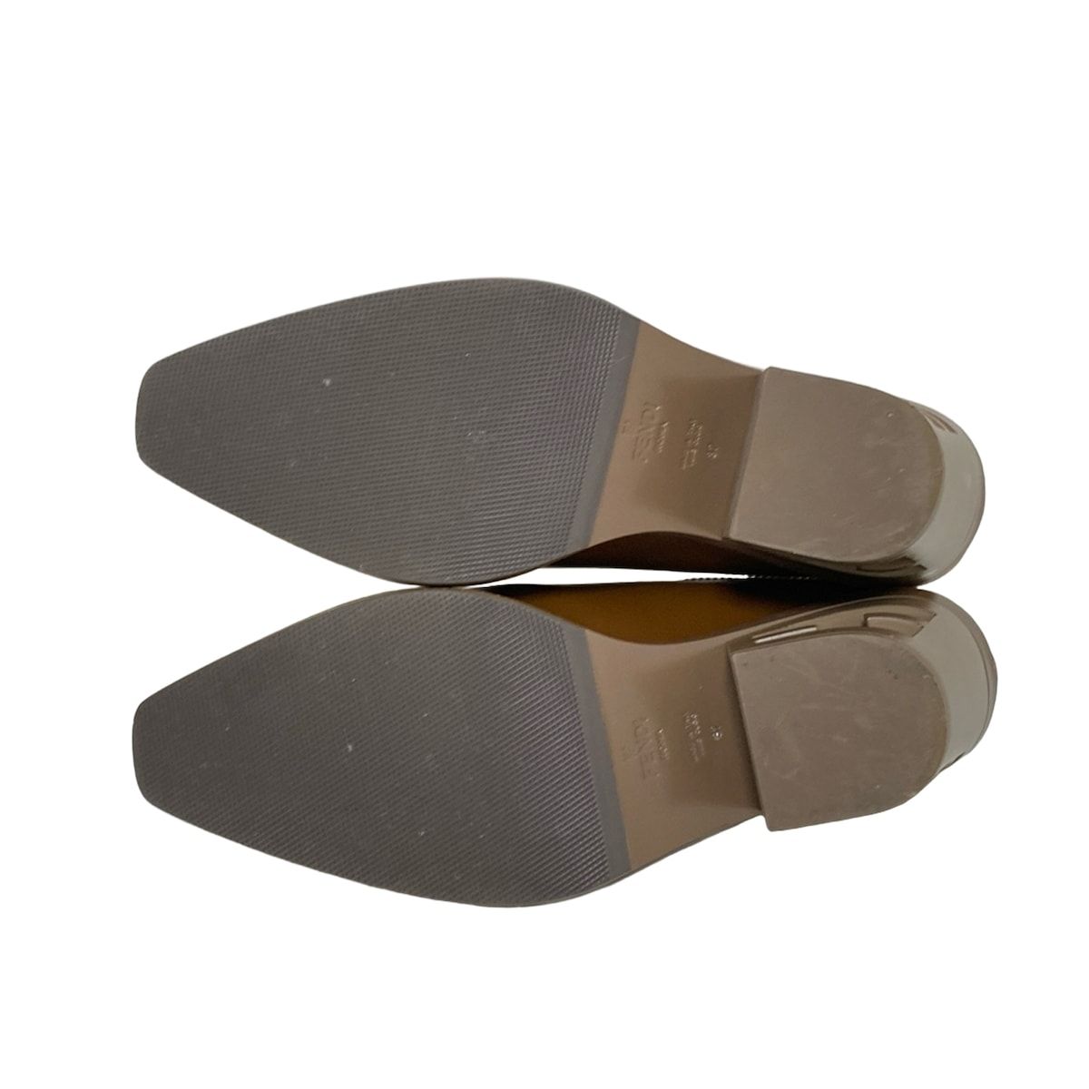 - ダークブラウン