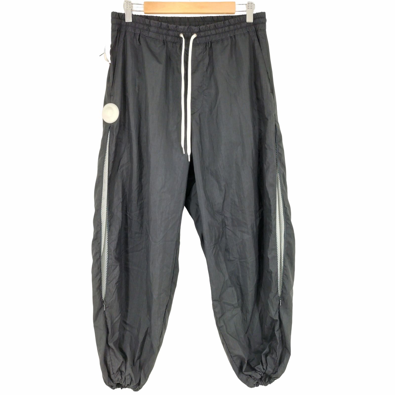 private brand by s.f.s ナイロンパンツ グレー