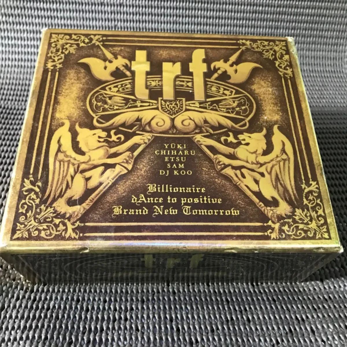 trf プレミアムゴールド BOX「THE LIVE」CD3枚組 【初回限定盤