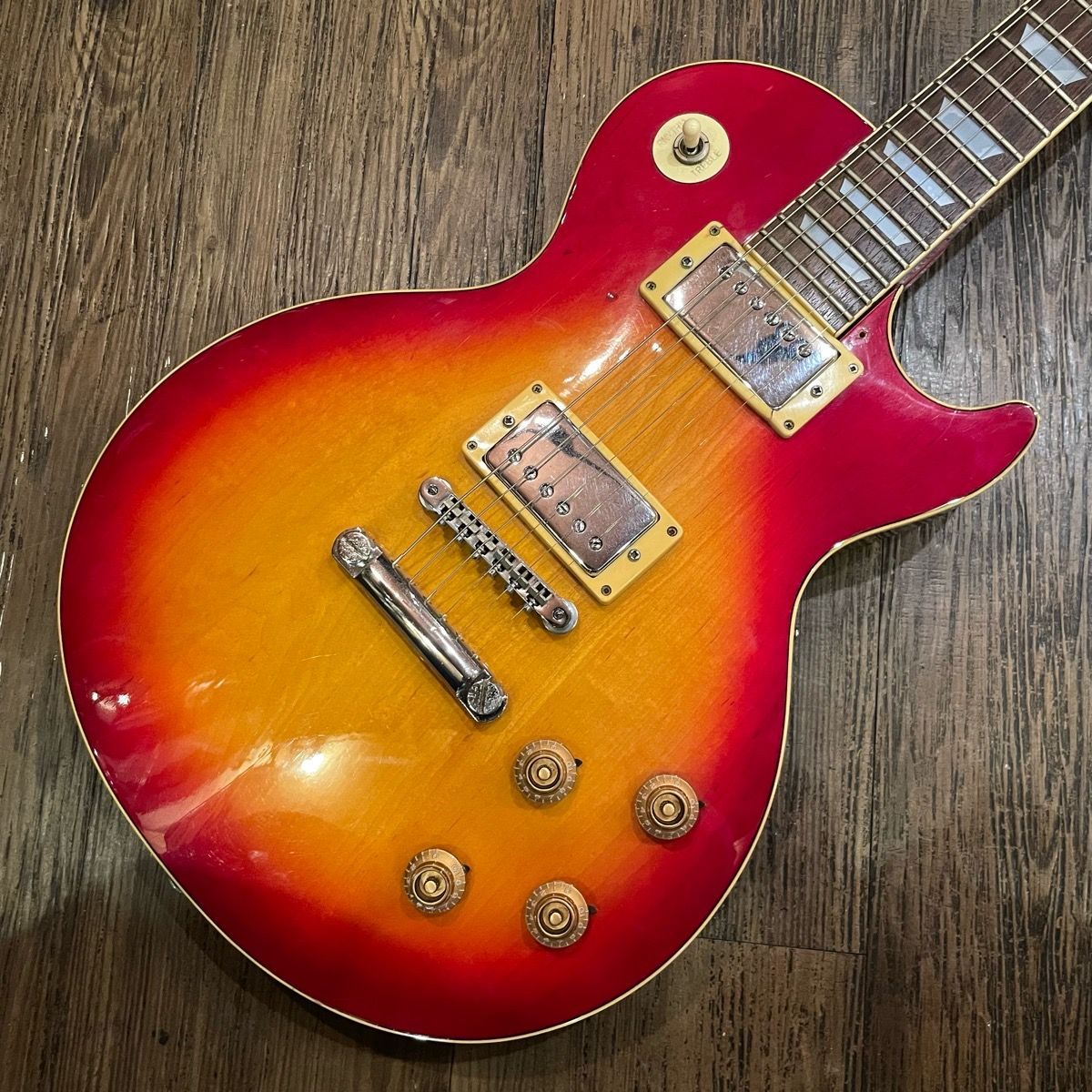 Yamaha SL-400S エレキギター ヤマハ -z067- - メルカリ
