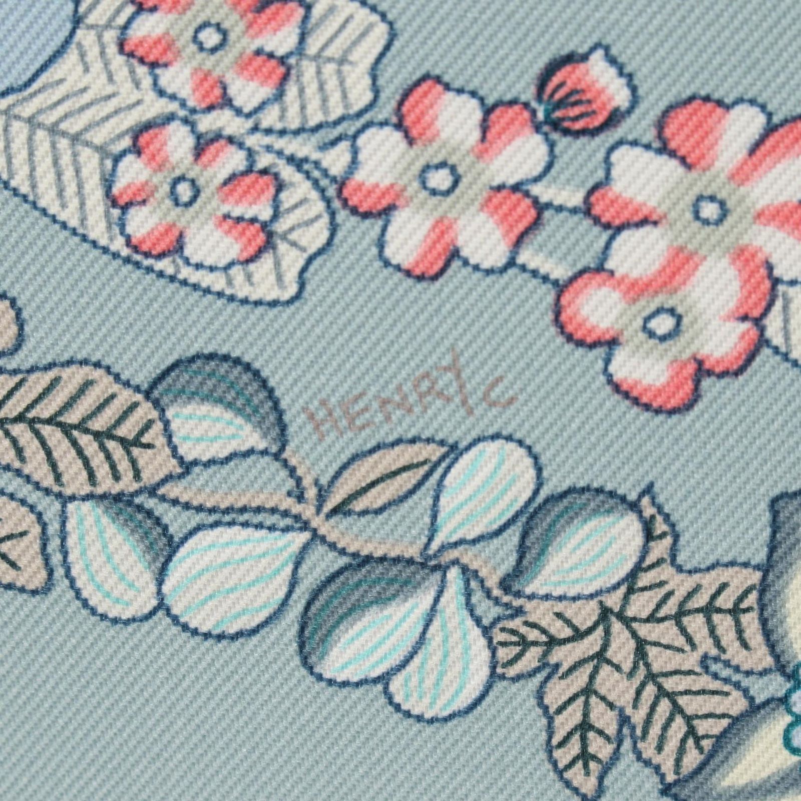 エルメス HERMES スカーフ カレ90 BRIDES de GALA en Fleurs エルメス HERMES スカーフ カレ90 BRIDES de GALA en Fleurs