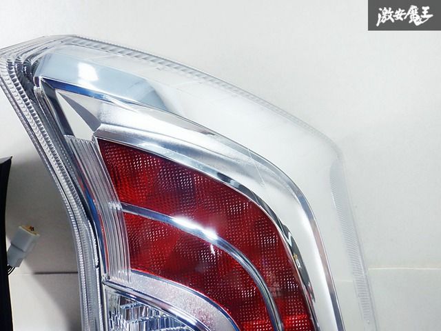 点灯OK☆】TOYOTA トヨタ純正 ZVW30 30 プリウス 後期 LED