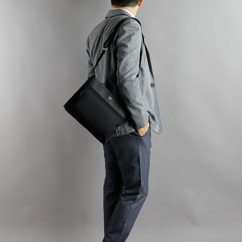 新品 タケオキクチ ショルダーバッグ バッグ メンズ ブランド