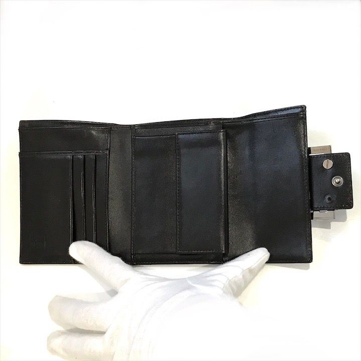 新品同様☆FENDI フェンディ 三つ折り財布 ズッカ FF キャンバス レザー 良品 FENDI フェンディ ズッカ 三つ折り 財布 コンパクト ウォレット