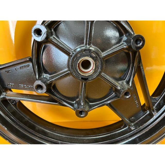 72106 中古 KAWASAKI カワサキ ZX-10？ 17×MT3.50 F-1220 ホイール