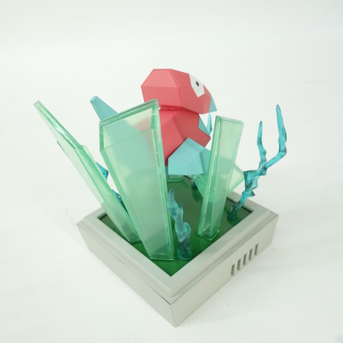 ポケモンセンター フィギュア はかいこうせん ポリゴン ※中古 - メルカリ