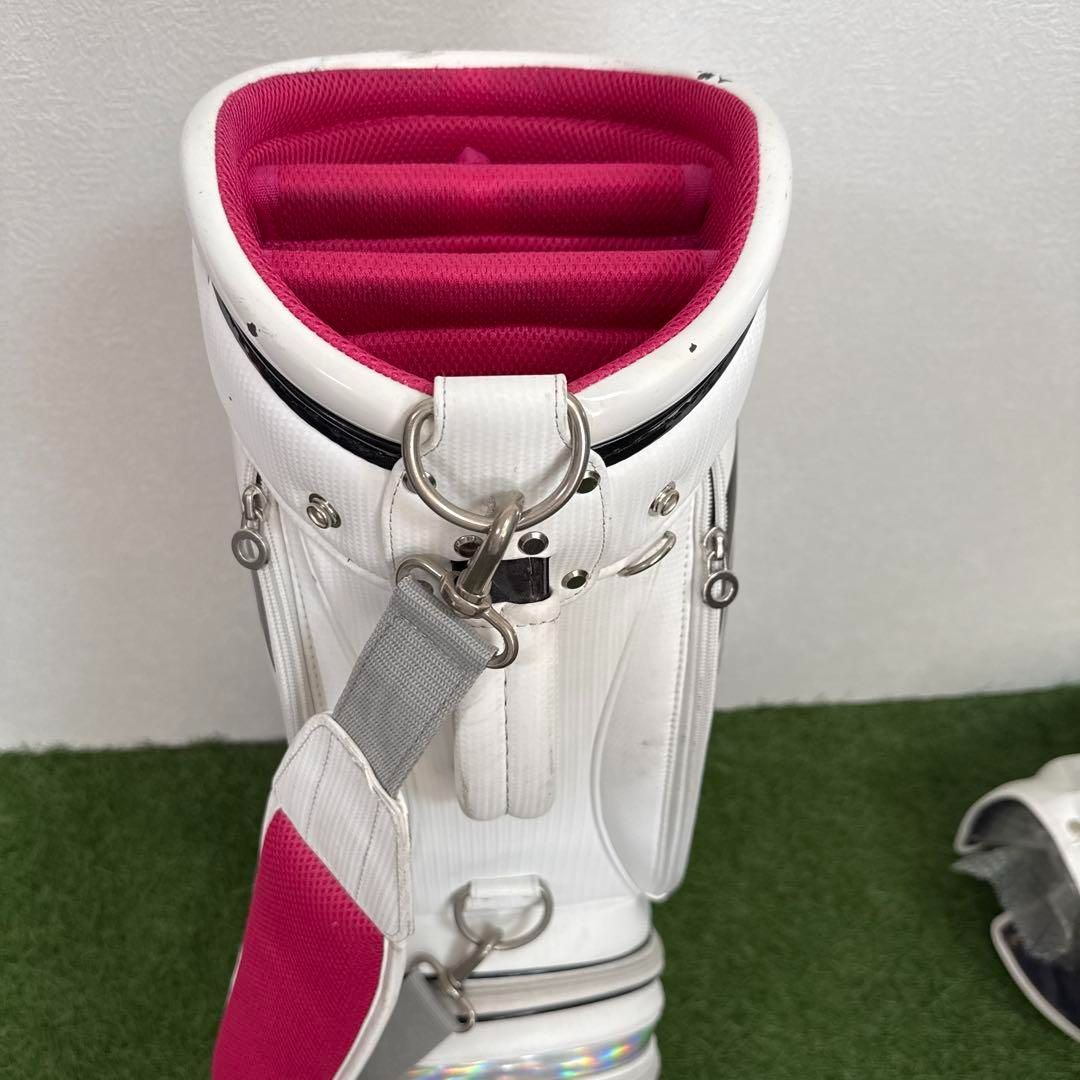 ホワイトゴルフバッグ
