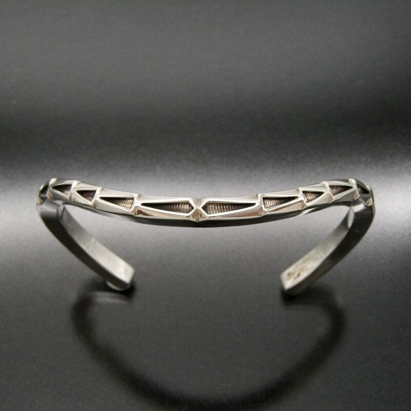 Jennifer Curtis ジェニファーカーティス　バングル Jennifer Curtis ナバホ族 バングル 3面 スタンプ 14K