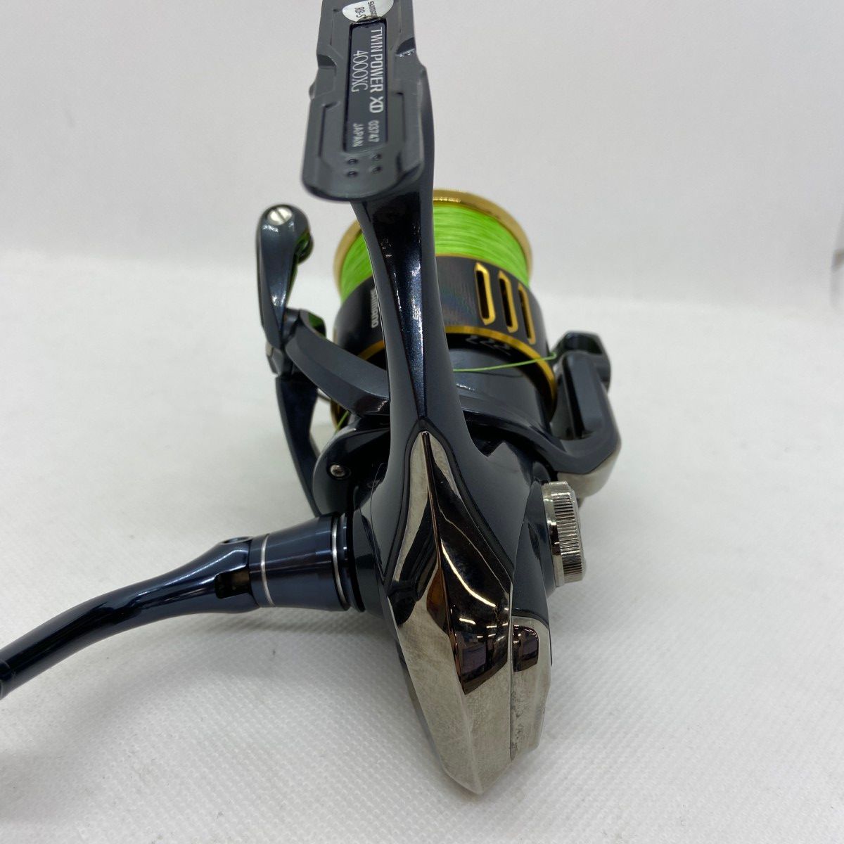 SHIMANO - ☆☆SHIMANO シマノ 17 ツインパワー XD4000XG 03747 スピニングリール 箱付き SHIMANO シマノ 17 ツインパワー XD4000XG 03747 スピニング