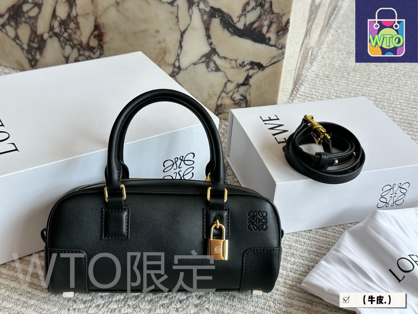 希少　ロエベ　 トラベラー ミニ ボーリングバッグ　ハンドバッグ LOEWE 新品同様 ロエベ トラベラー パッチ ボーリング ボストン