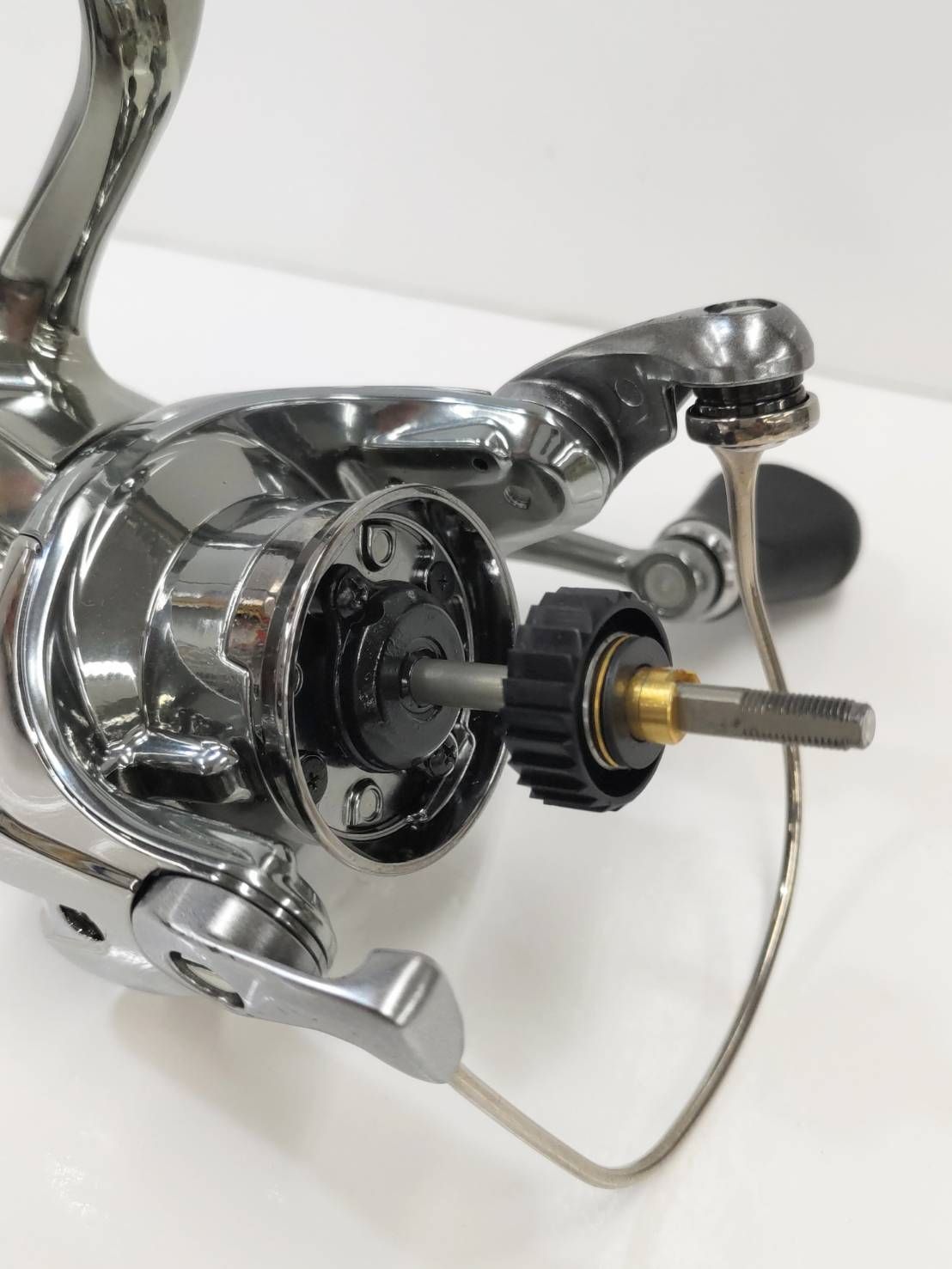 18ステラ　STELLA C2000SHG 美品　エリアトラウト 18ステラSTELLA C2000SHG 美品エリアトラウト