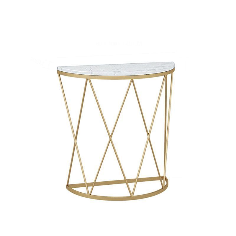 半円形のエントランステーブル