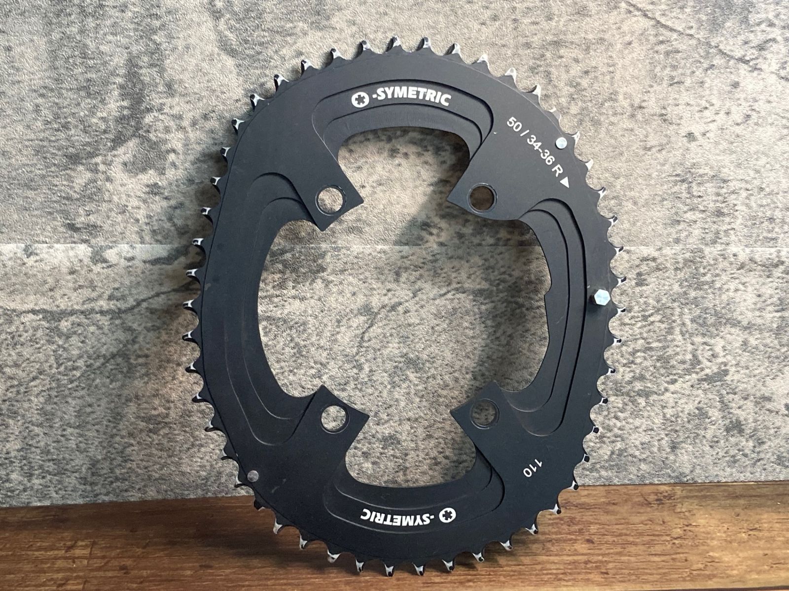 オーシンメトリックチェーンリング シマノ4b クランク 52-38 オーシンメトリックチェーンリング シマノ4b クランク 52-38