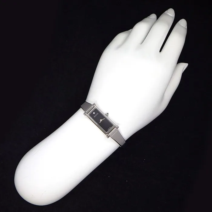 グッチ GUCCI 腕時計 バングルウォッチ 1500L レクタンギュラー 1  