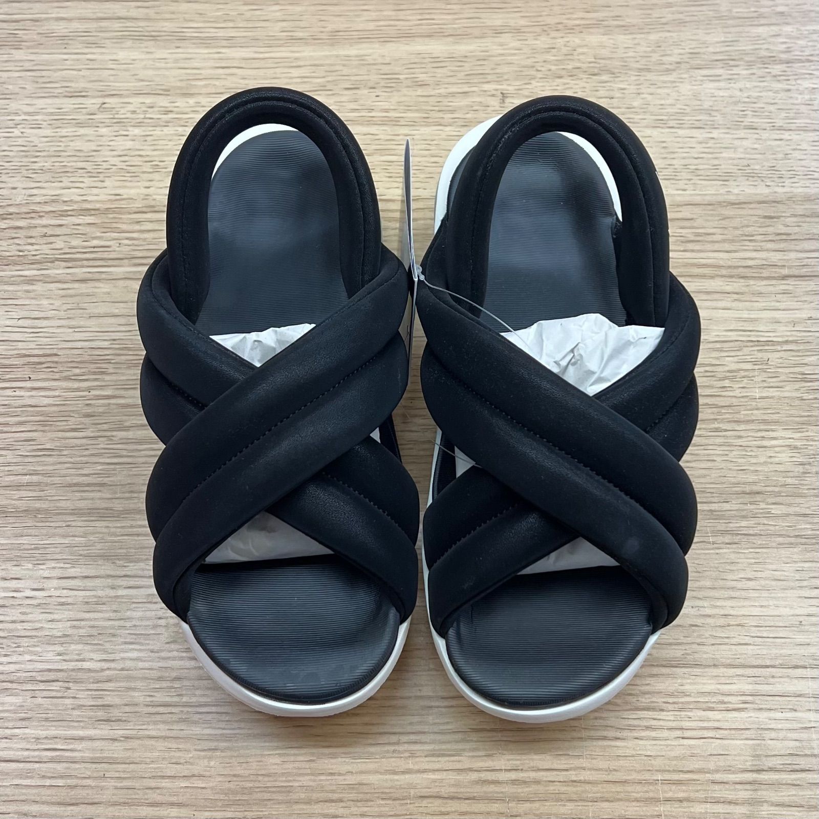 8/31まで出品】 ヒロアカ クッションカバー ホークス エンデヴァー UUL