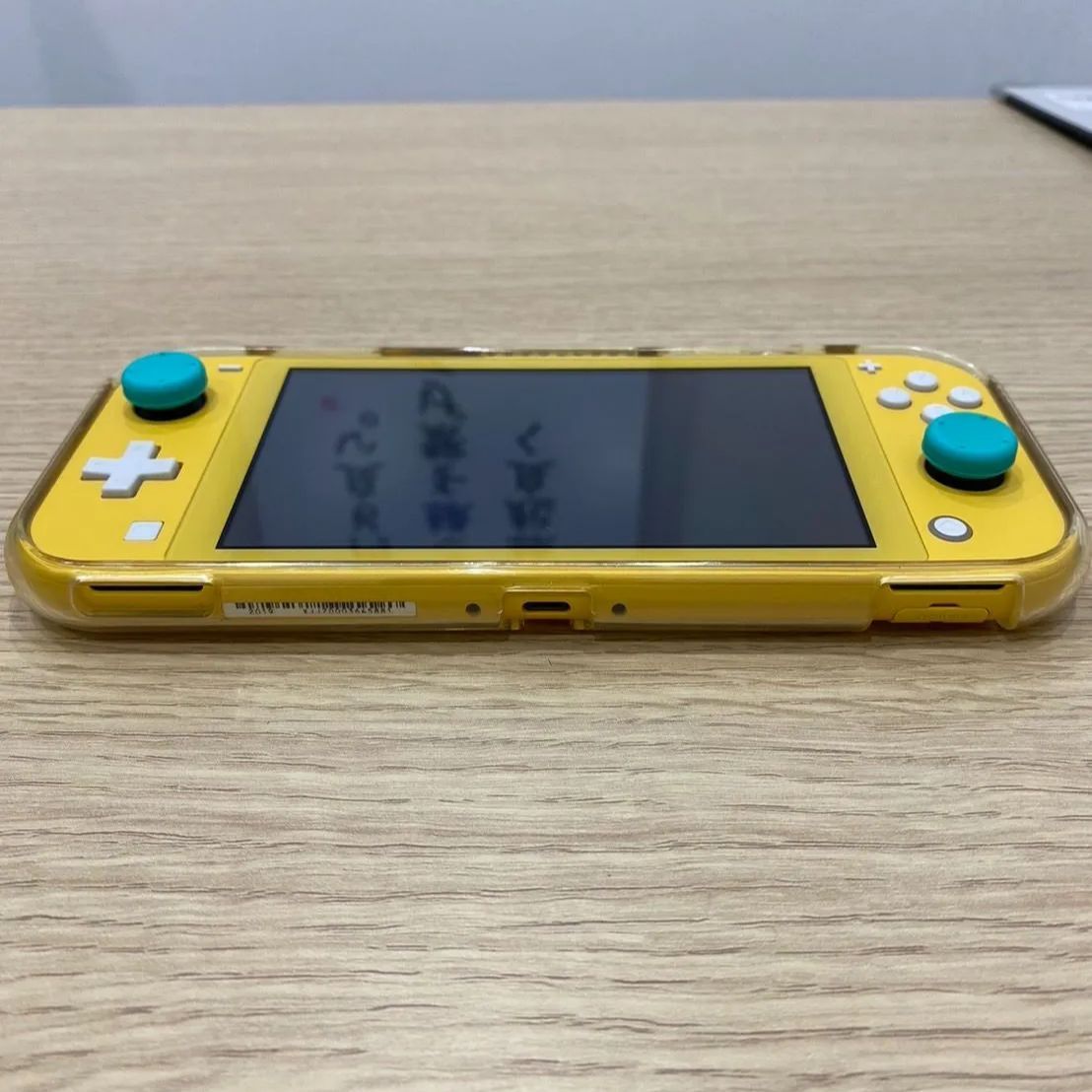 Nintendo switch Lite／ニンテンドースイッチライト 本体 黄色