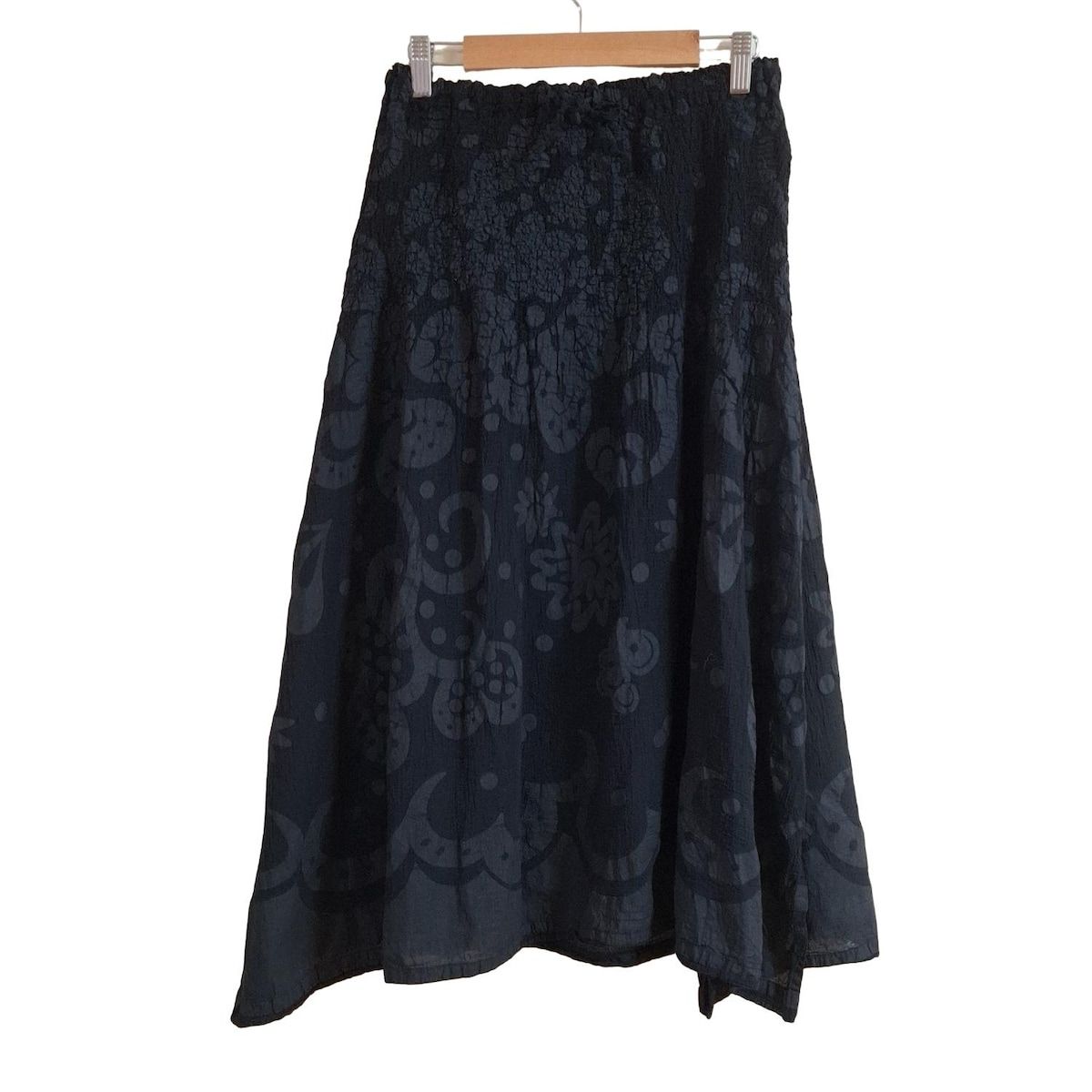 me ISSEY MIYAKE(ミー/イッセイミヤケ) ロングスカート レディース