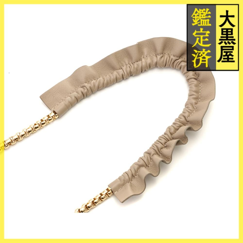 売り切れ次第終了。 フェンディ ストラップユーオーロックフリル 8AV420 472