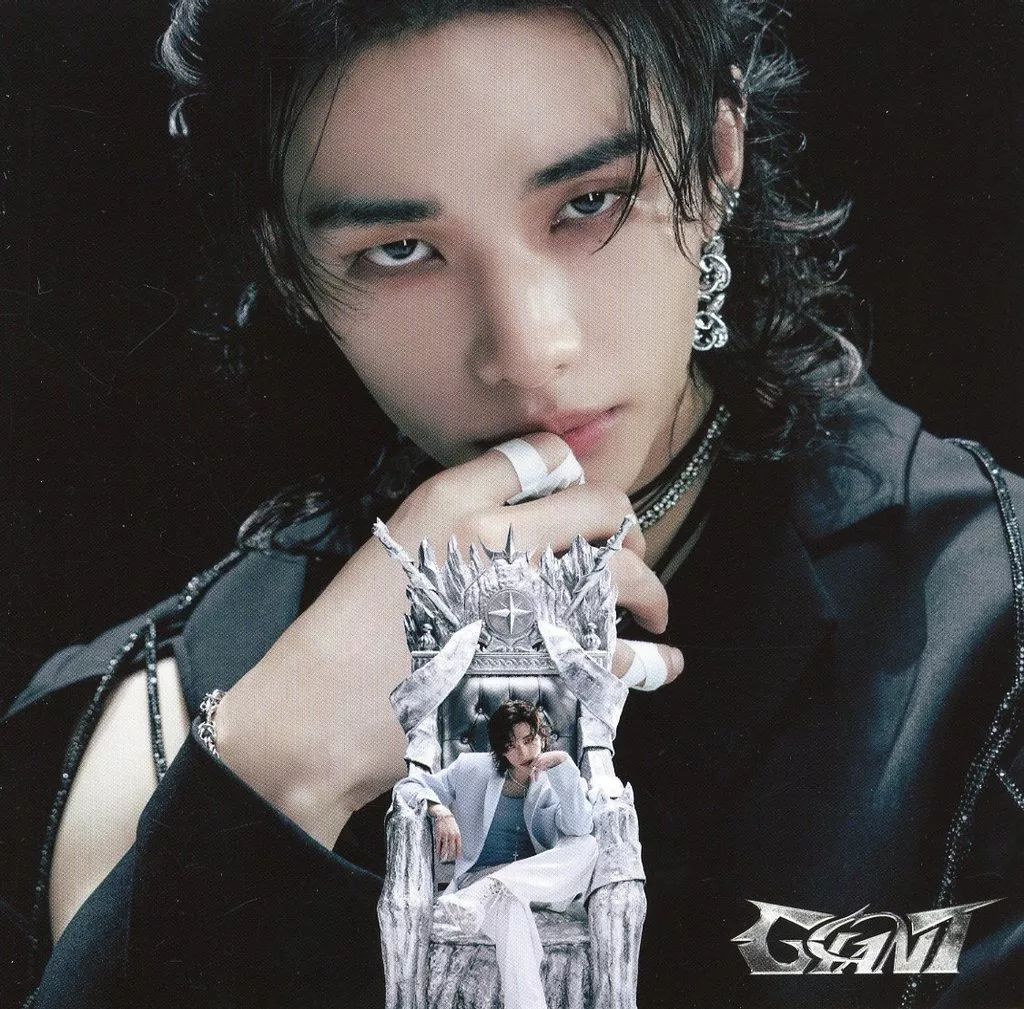 FANCLUB会員限定盤 (Hyunjin盤) 専用ページ 中古】洋楽CD Stray Kids / GIANT[FANCLUB会員限定盤(Hyunjin盤