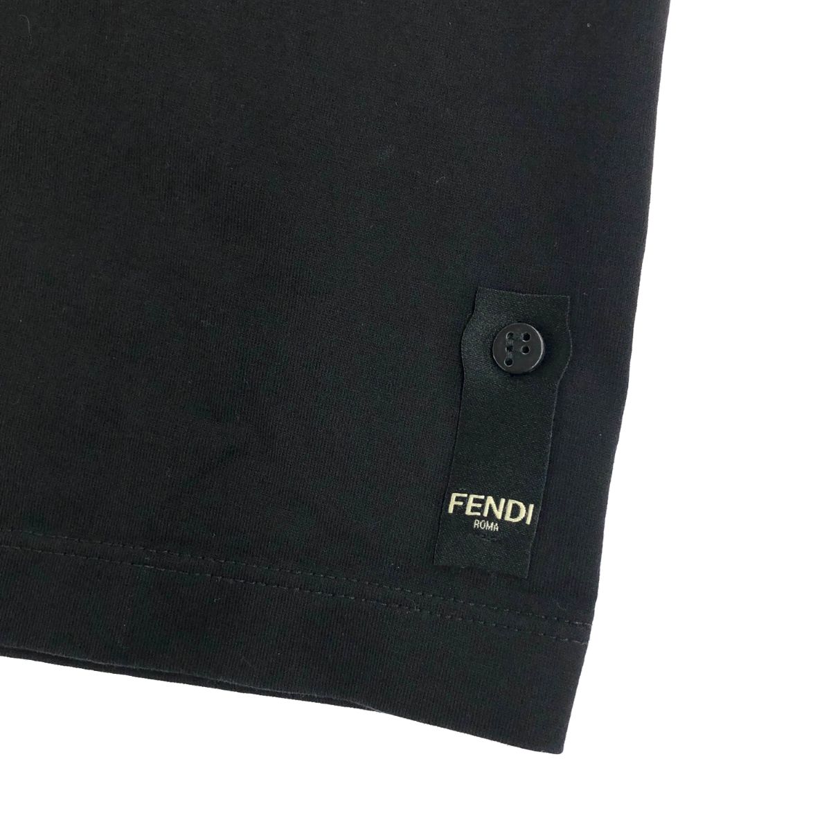 ♢VIP♢【FENDI】ジップポケットスケーターTシャツ ♢VIP♢【FENDI】ジップポケットスケーターTシャツ