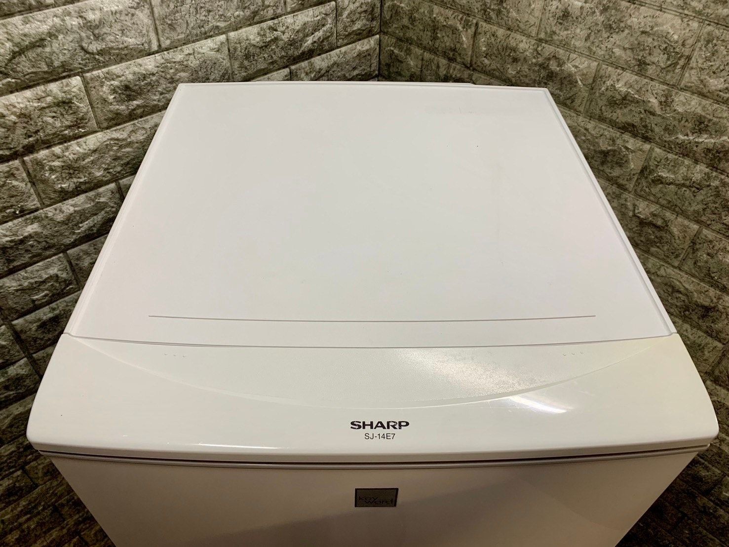 大阪送料無料☆3か月保障付き☆冷蔵庫☆2020年☆シャープ☆2ドア☆SJ  