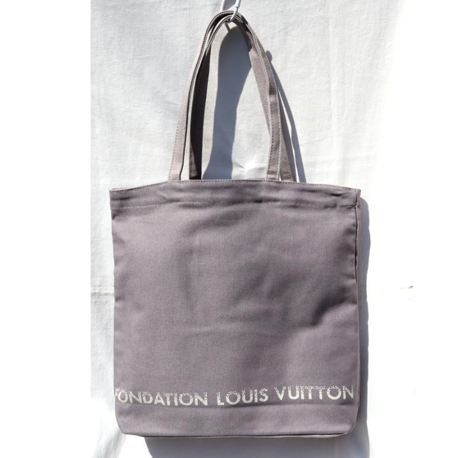 グリーン・ホワイト系 完成品♪ 未使用 FANDATION LOUIS VUITTON