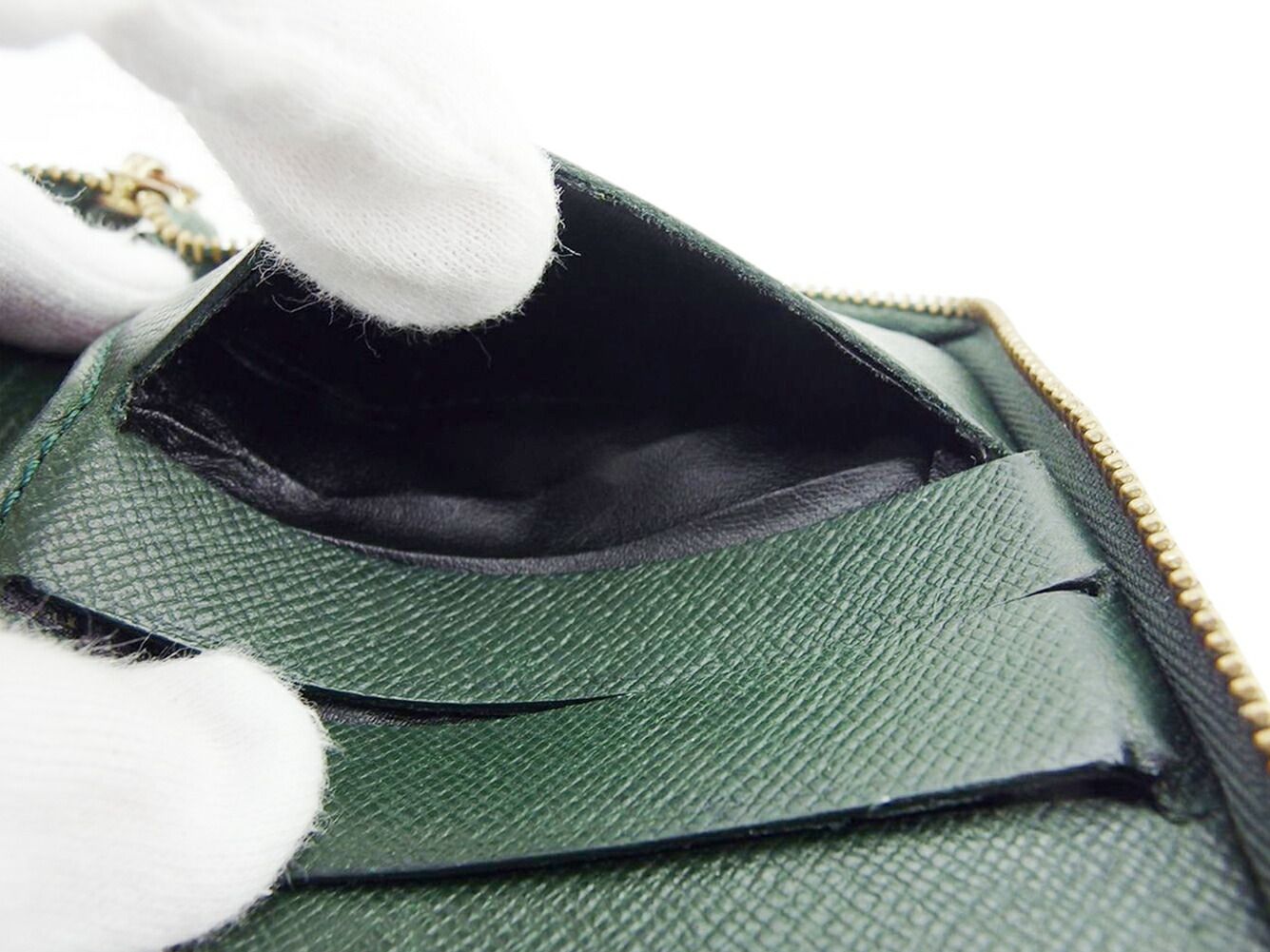 ルイ・ヴィトン LOUIS VUITTON 二つ折り財布 タイガ ポルトビエモネ