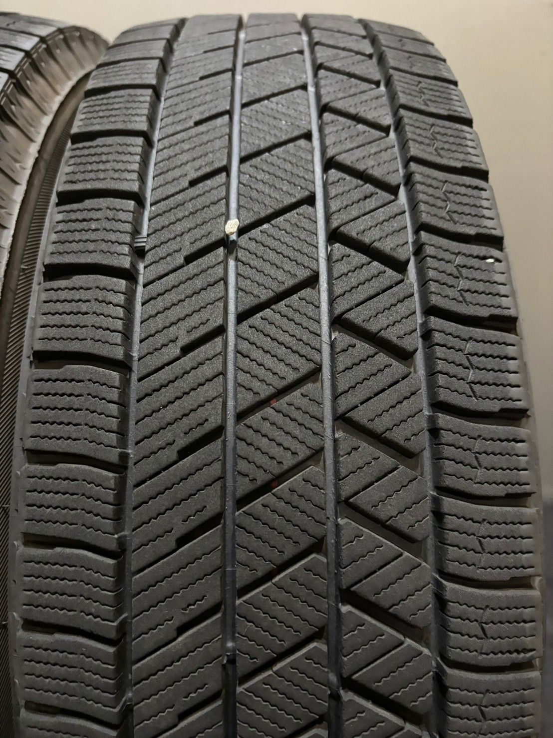 175 65R15 BRIDGESTONE VRX3 22年製 トヨタ 純正 スチール 15インチ 5J 39 100 4H スタッドレス 4本 トヨタ ヤリス 南3-K186 TRITUETUBI_COM