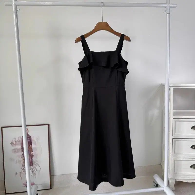 itMICHAA イッミシャ ノースリーブ ワンピース