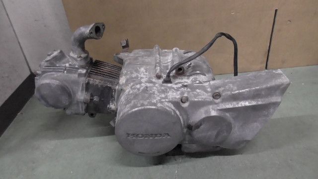 ジャズ JAZZ 6V AC09-1022xxx の エンジン:#1704941277 - メルカリ