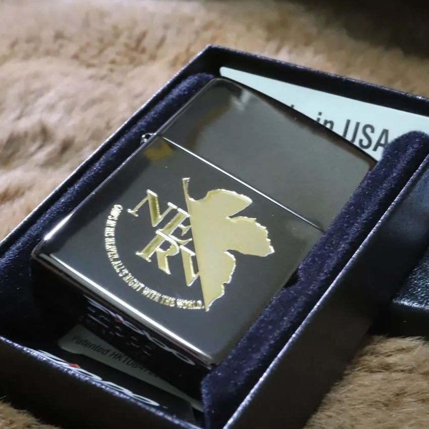 エヴァンゲリオン NERV マーク ZIPPO ブラック＆ゴールド 黒 金 ジッポー ネルフ 人気 かっこいい 限定ジッポ  プレゼント zippo ZIPPO ジッポー オイルライター ヱヴァンゲリヲン 碇ゲンドウ