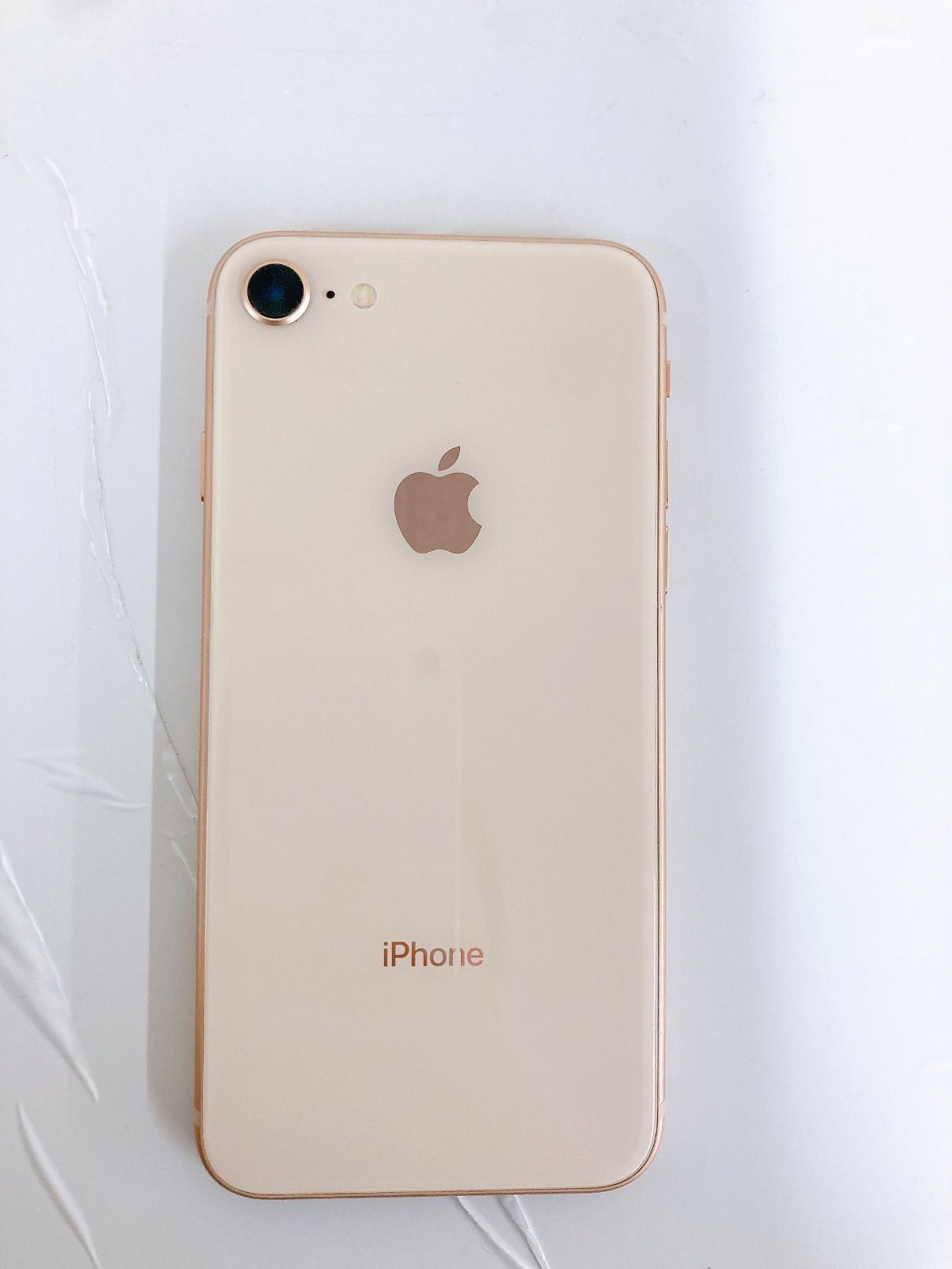 ☆ 【初期化済み】iPhone8 64GB ゴールド A1906 箱付き イヤホン付き 