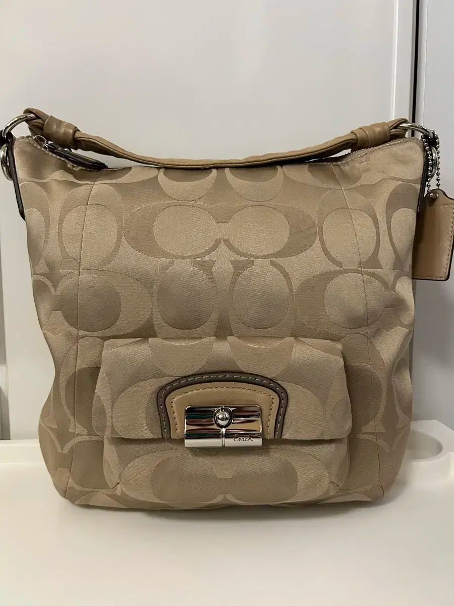 COACH コーチ シグニチャー キャンバスホーボーバッグ
