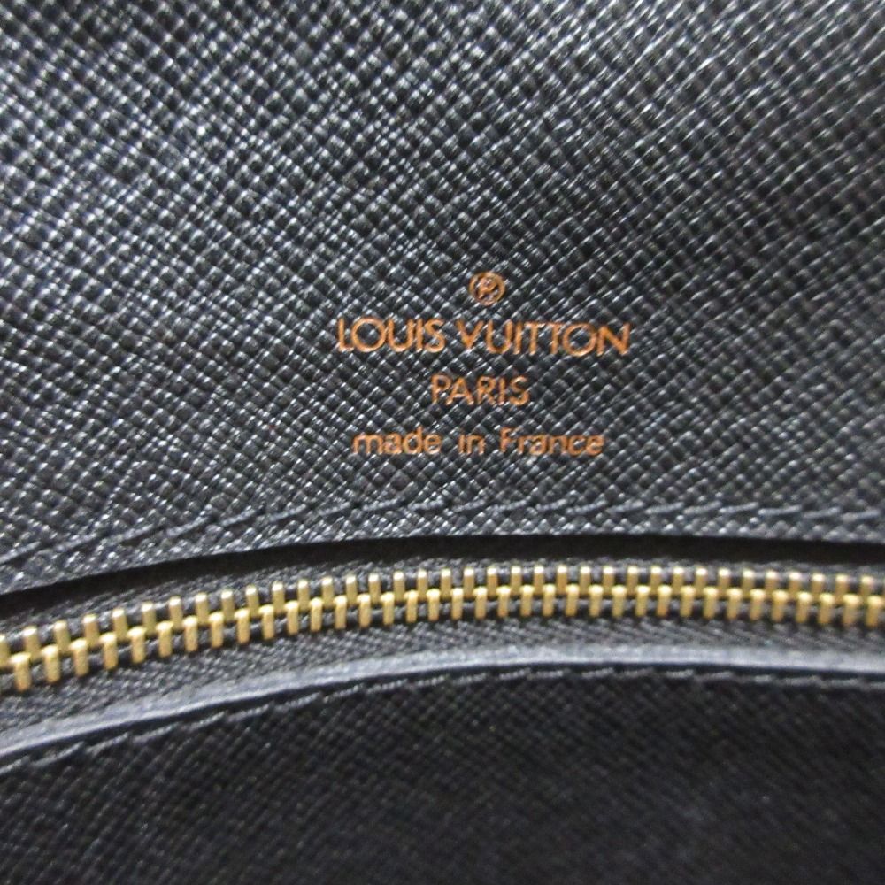 VUITTON