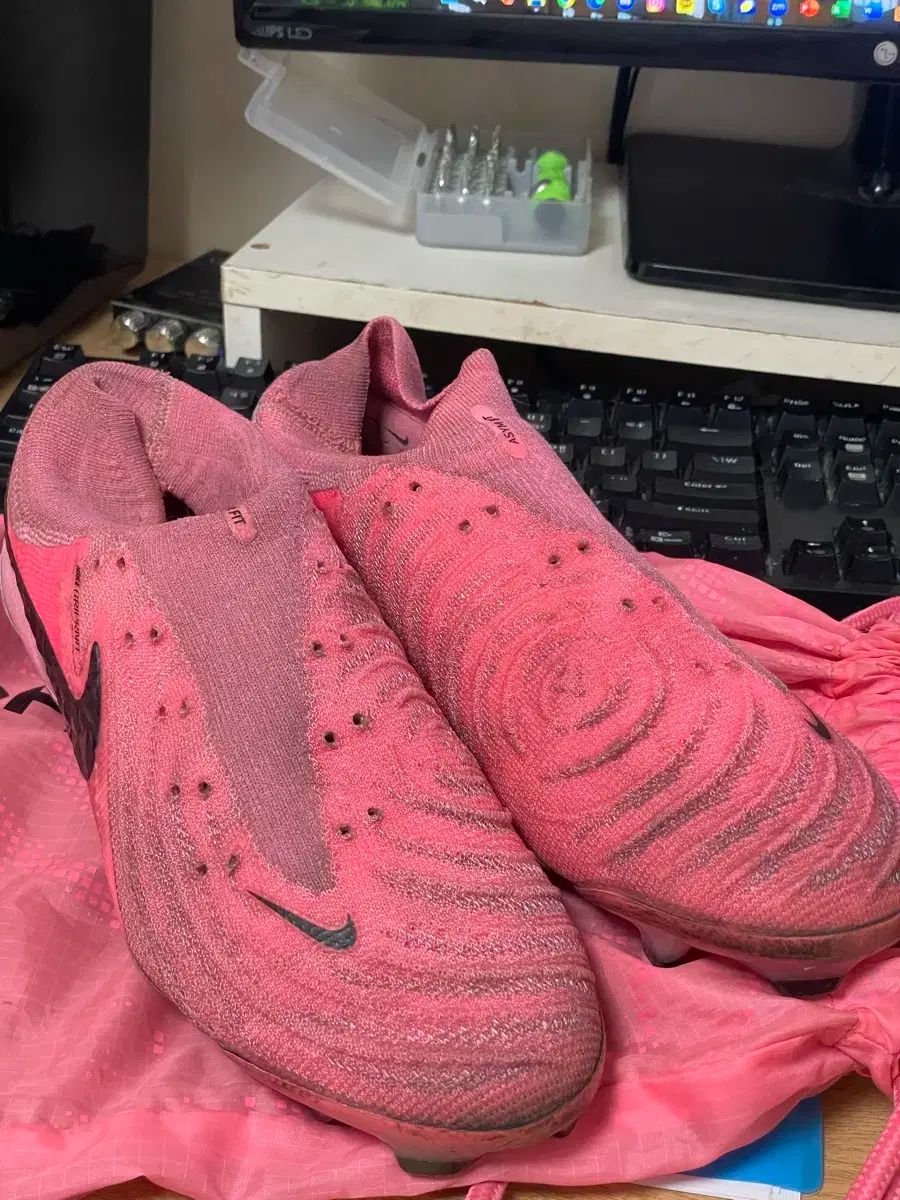 NIKE ナイキ ファントム ルナ 2 エリート FG FJ2572 ー 600